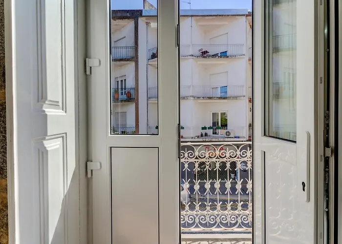 Carmo Flats Historic Center - Collection By Perpetual Relax * Braga